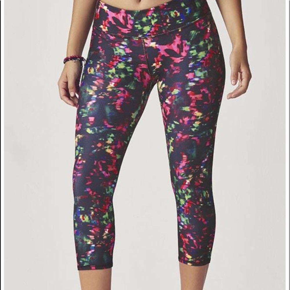 Fabletics Salar Capri in Chroma!